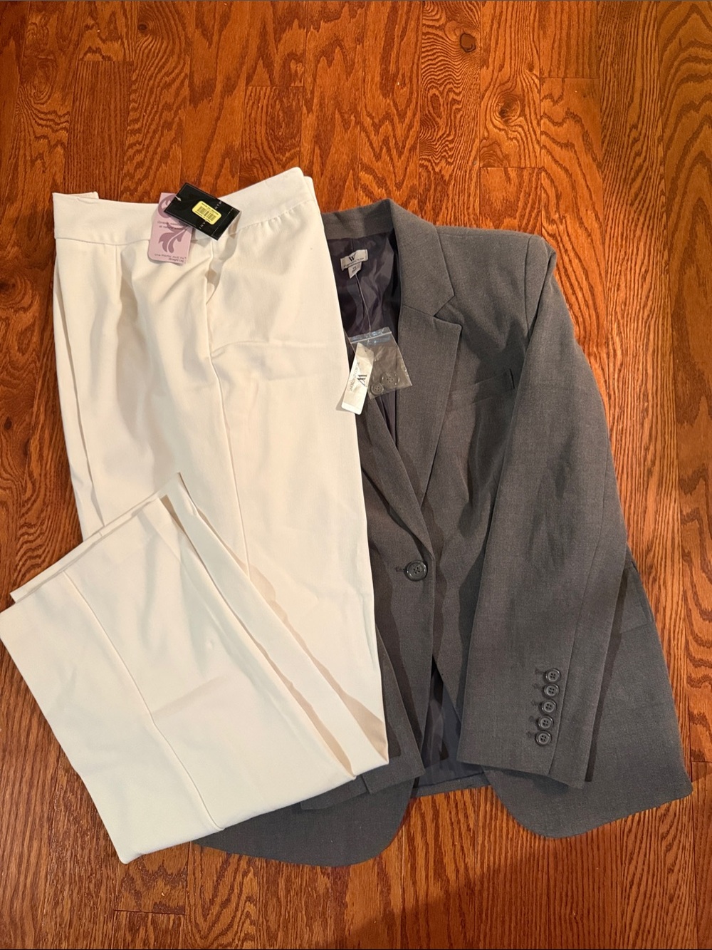 Worthington Gray Women's Blazer and Investments White Pants size 14 new w/tags